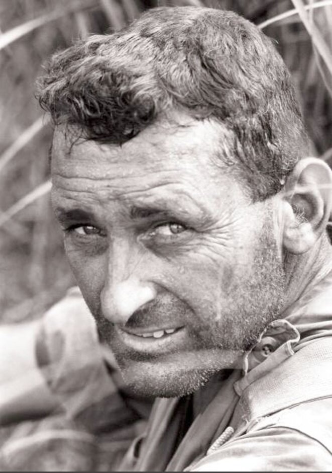 Marines, Vietnam, 1966 © Henri Huet / Associated Press Marines, Vietnam, 1966 © Henri Huet / Associated Press